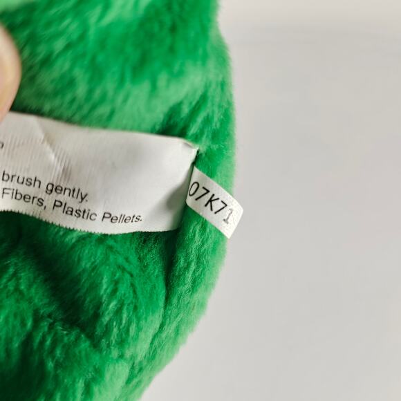 VeggieTales Larry the Cucumber Plush Big Idea Productions Gund Stuffy Plushy - Picture 12 of 15